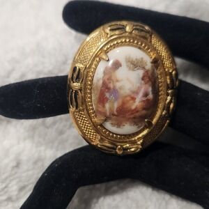 Vintage Limoges Style Porcelain Cameo Brooch Gold Tone Romantic Scene Oval Pin